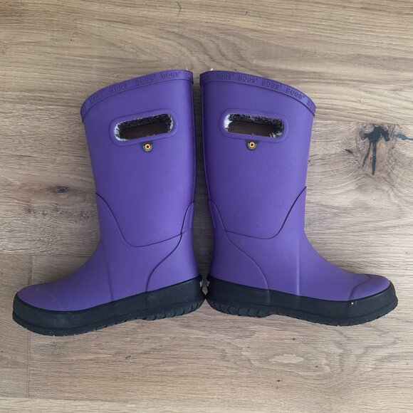 Bogs Kids Waterproof Plush Rain Boots Purple - Barely Worn - Fuzzy Warm size 1 - Picture 4 of 13
